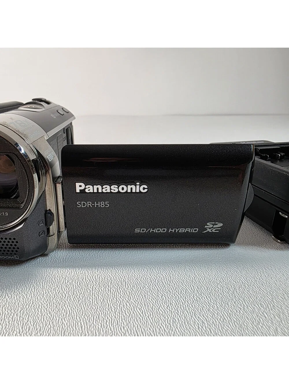 Panasonic SDR-H85 HDD Camcorder Zoom Digital Video Camera W/Charger & SD Card